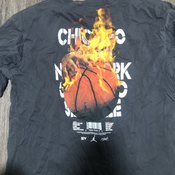 Jordan Jumpman Air Flight Chicago New York Basketball Graphic Long Sleeve TShirt - Picture 2 of 6